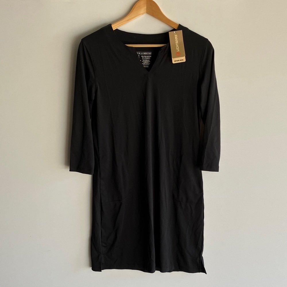 LIGHTBARE Black V-Neck Casual Sun Dress with 3/4 Sleeves and Pockets